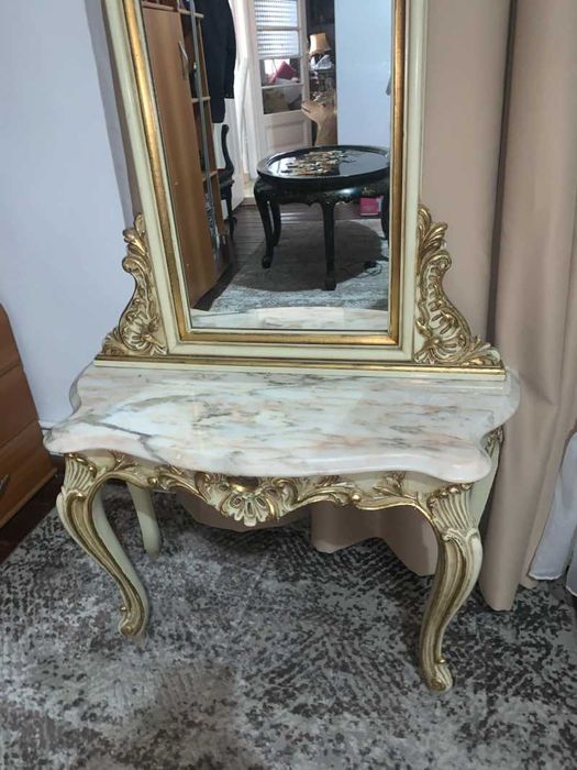 Oglinda cu consola de podea