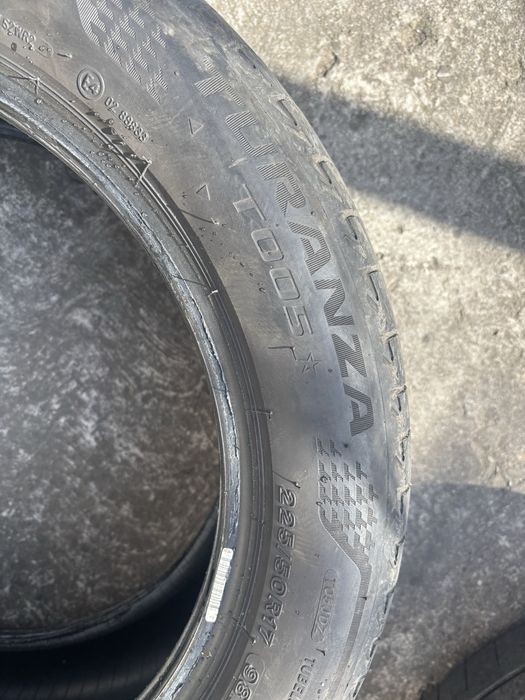 Brigestone Turanza  225 50 R17