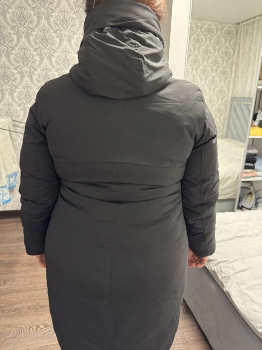 Отдам женский пуховик