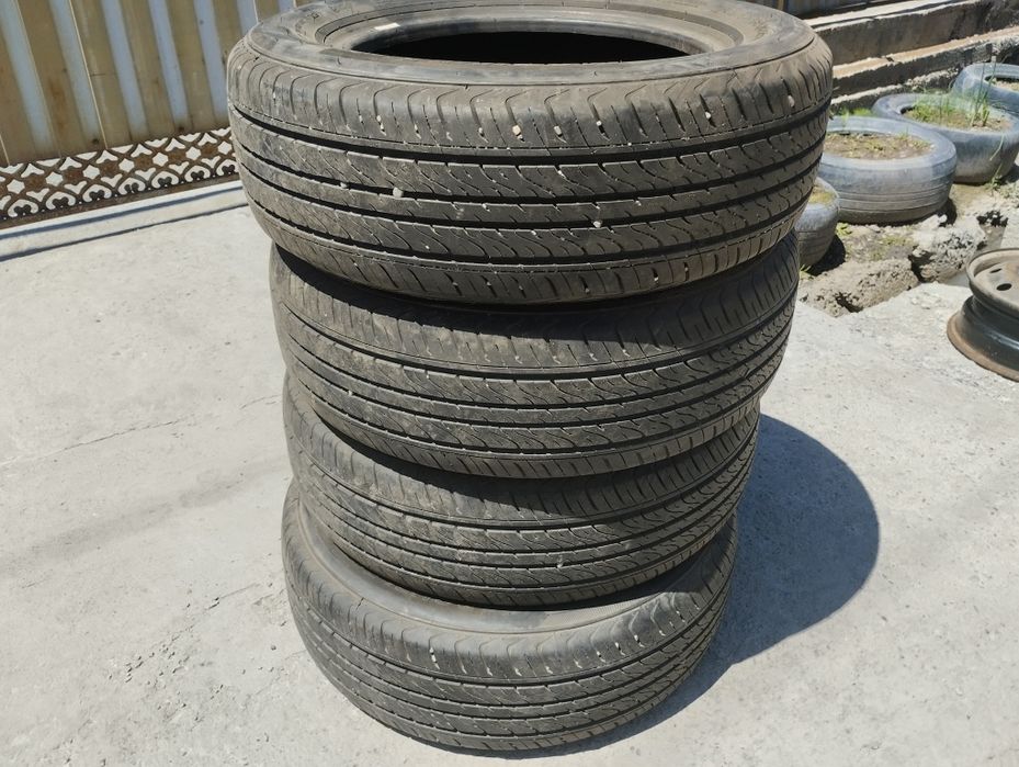 Продам Автошины комплект