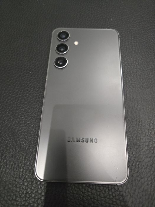 Samsung S24 , 256 gb