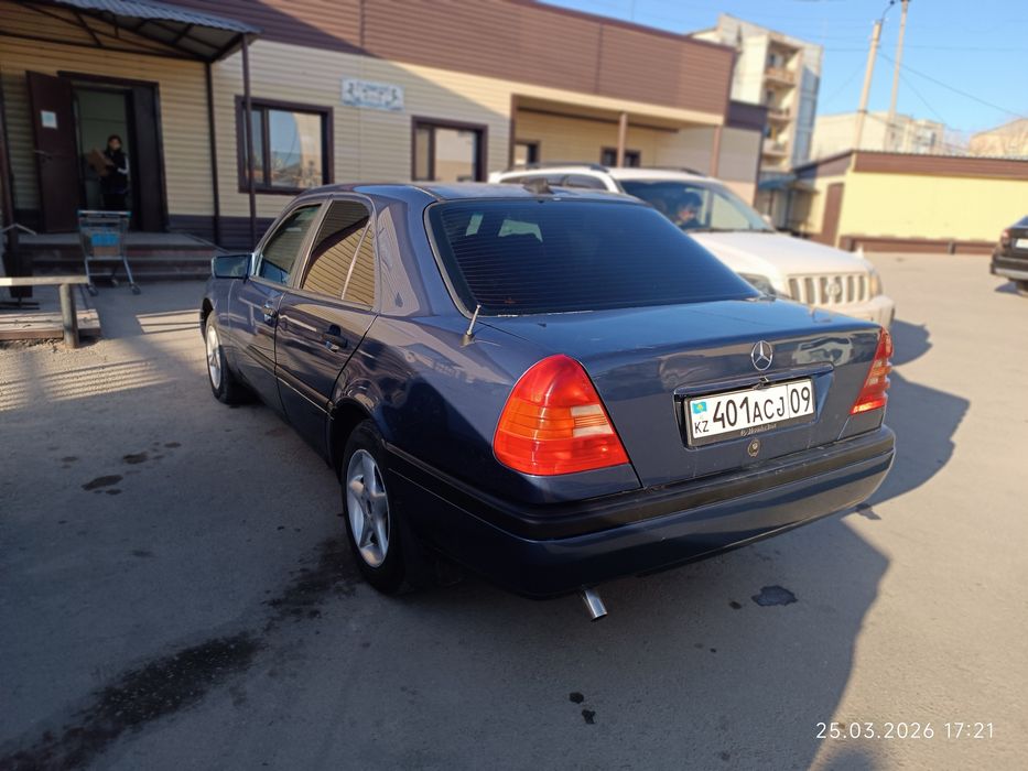 Мерседес Бенс С 200
