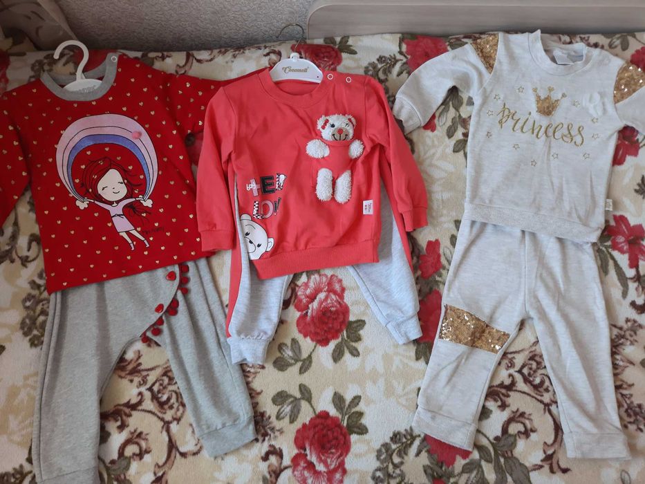 Продам детские вещи