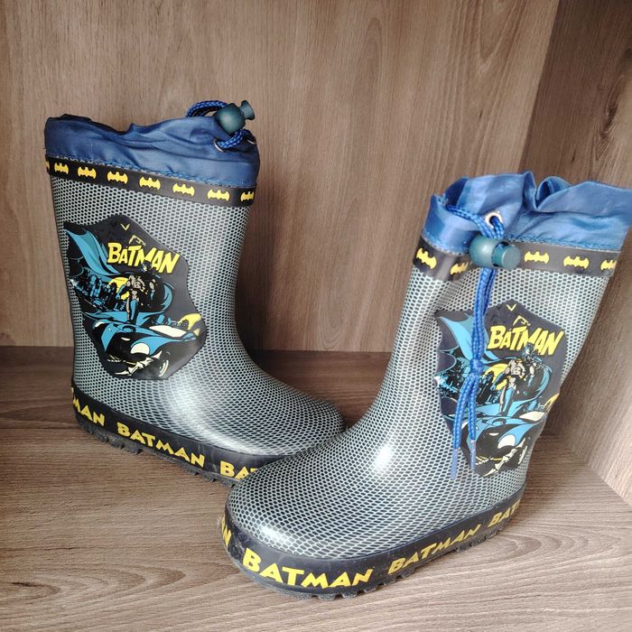 Продам детскую обувь