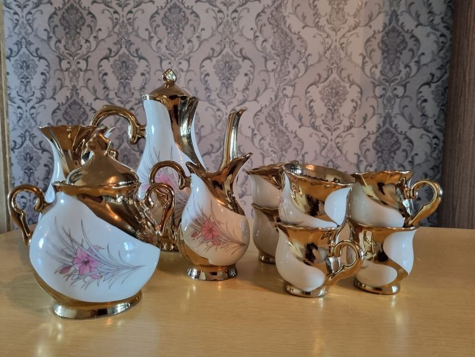 Кофейный набор ( посуда)