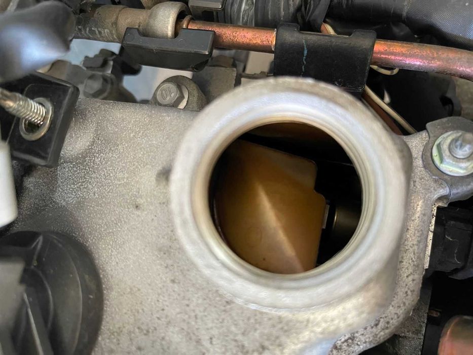 двигатель   Каролла матрикс и т.  / обьем 1,6и 1,8