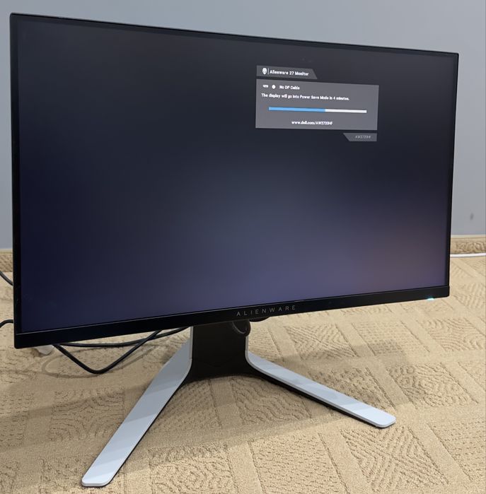 Monitor Alienware 27”