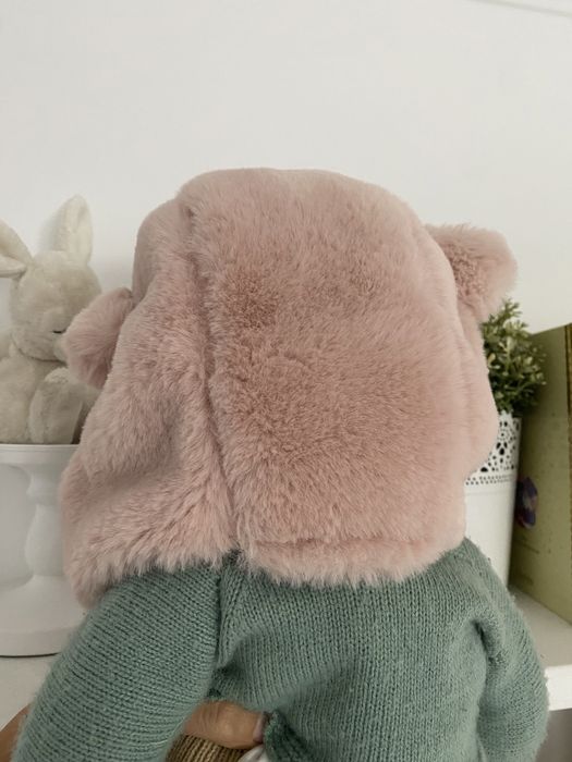 Vand caciulite Zara- stare foarte buna