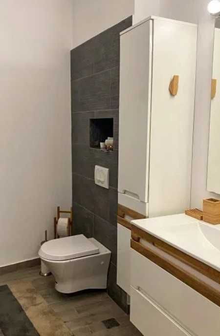 Дава се под наем Тристаен апартамент в Пловдив, Център - 76 кв.м за 224.4 € - Снимка #2