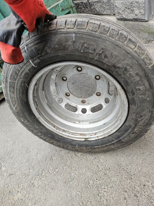 Продам диск с резиной на спринтер