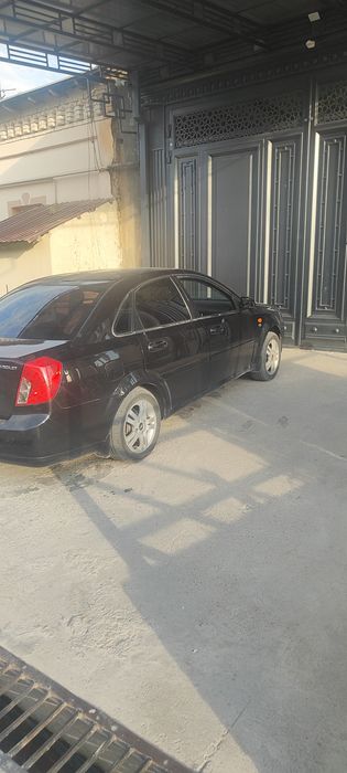 Кора лассети сотилади. Автомат каробка. 1,8 матор хажми.