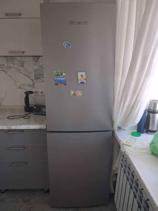 Продам холодильник Nardi