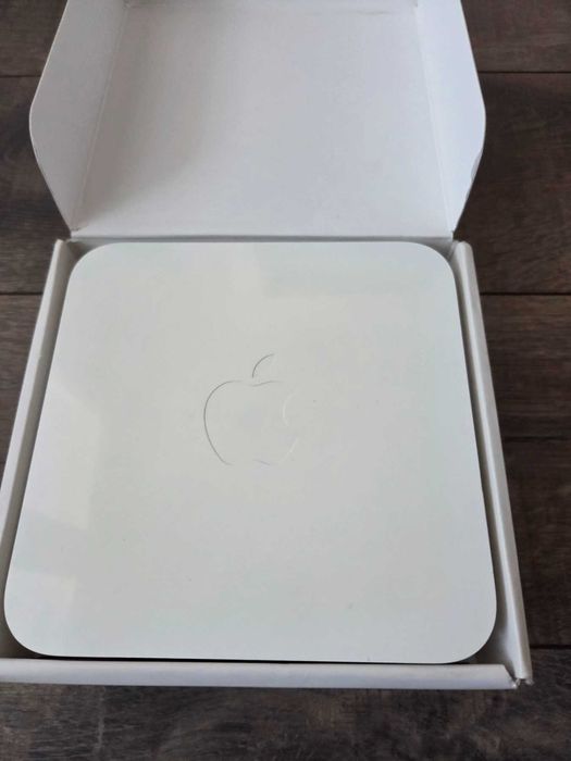 рутер Apple AirPort Extreme A1147