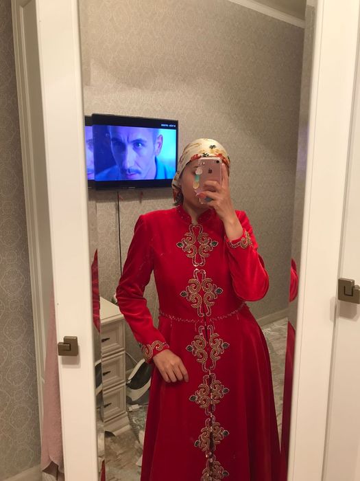 Платье - Бешпент