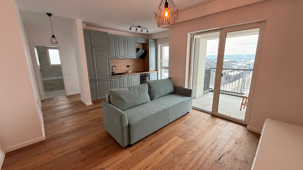 Apartament 3 camere de închiriat - prima închiriere - 5 min de VIVO