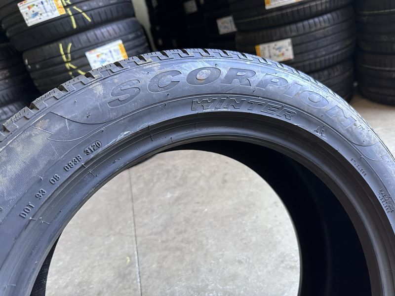 235/55/19 PIRELLI 4бр
