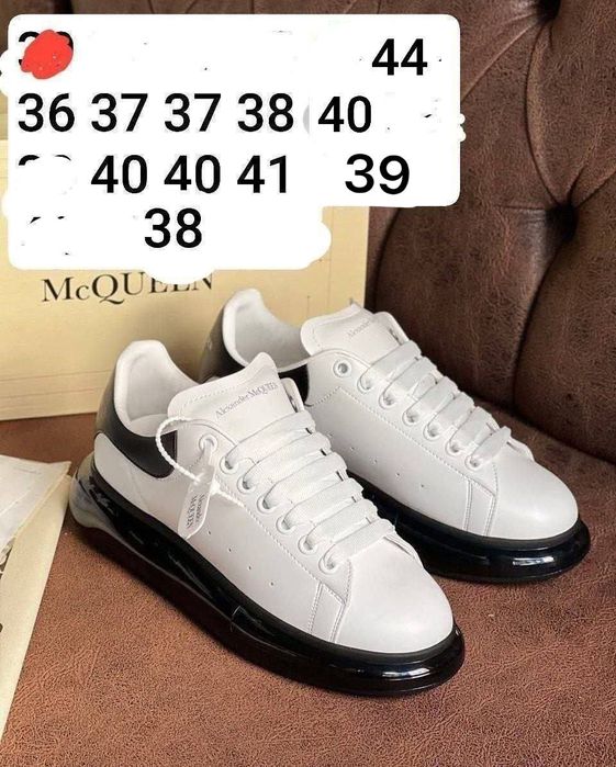 Ultimele bucăți disponibile