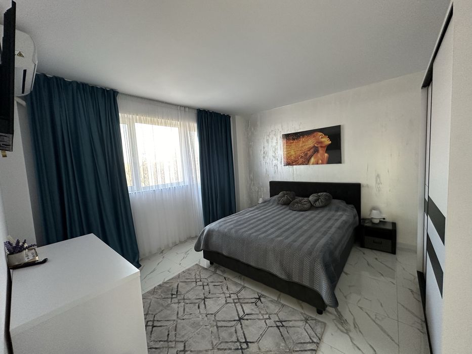 Inchiriez Apartament 4 camere