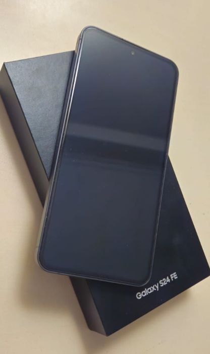 Samsung s24 FE 256