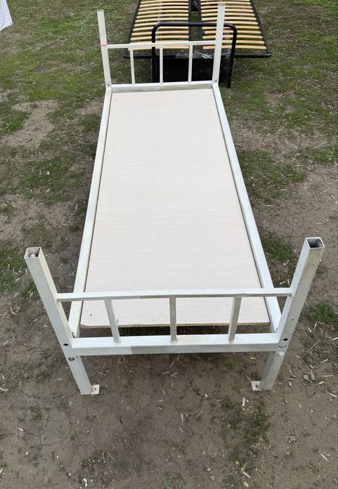Продам металлический кровать