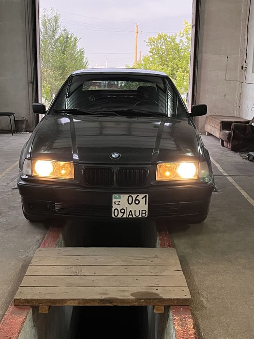 Продам бмв е36 двигатель , коробка контракт