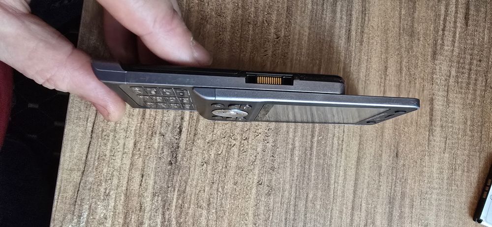 Telefon Colectie: Sony Ericsson W910i RAR