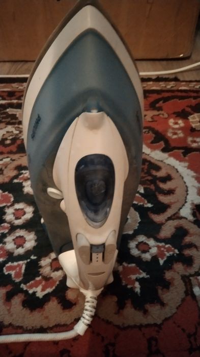 Отдам утюг район курмыш