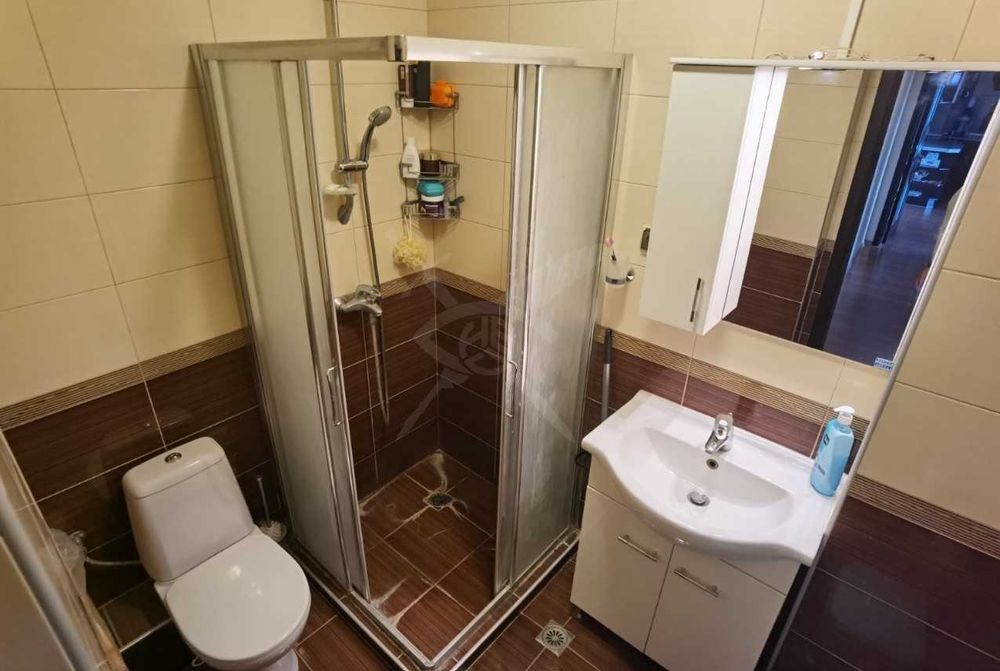 Продава се Тристаен апартамент в Пловдив, Тракия - 109 кв.м за 1901 €/кв.м - Снимка #3