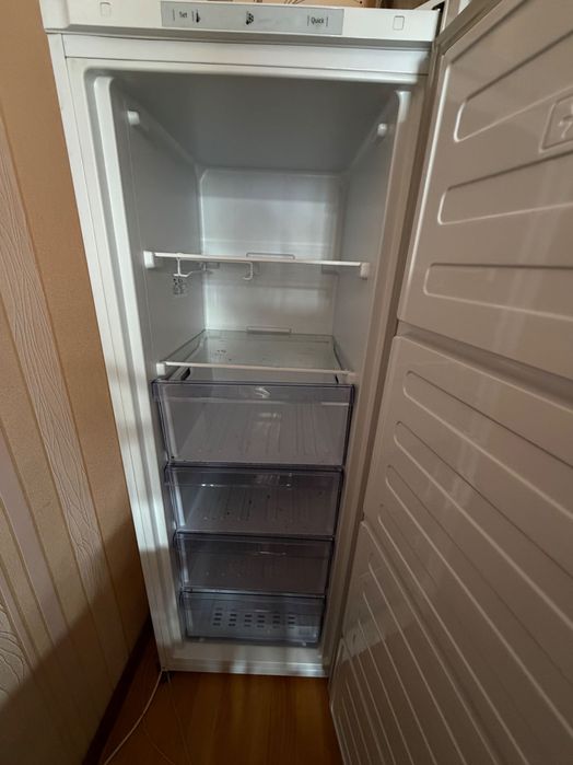 Морозильная камера Beko