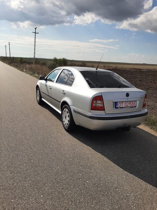 Vând Skoda Octavia 1