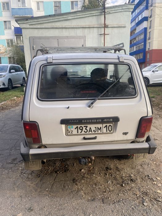 продам вааз ниваа