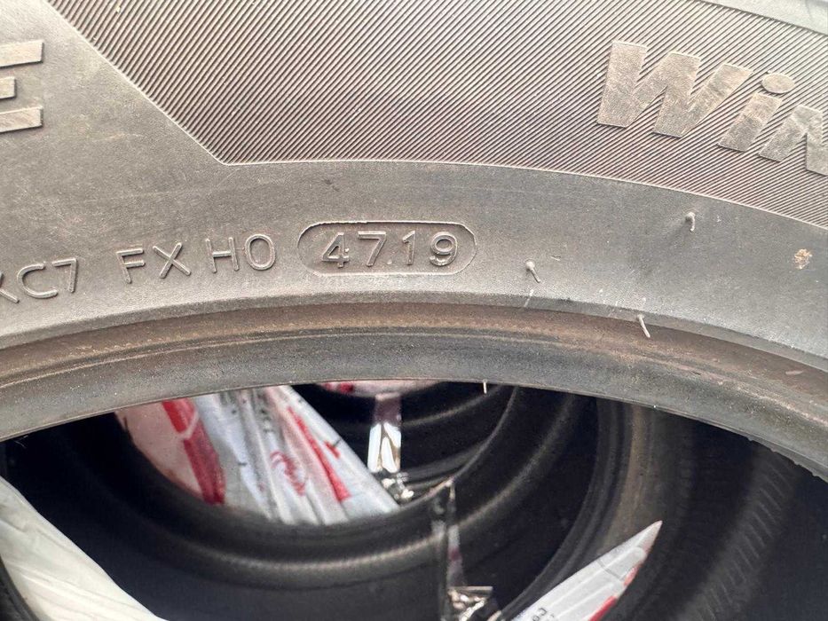 4 Anvelope iarna 285 / 45 R21 hankook