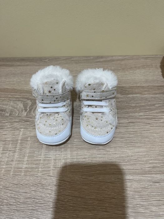 Пухен суитчер и пухени обувчици