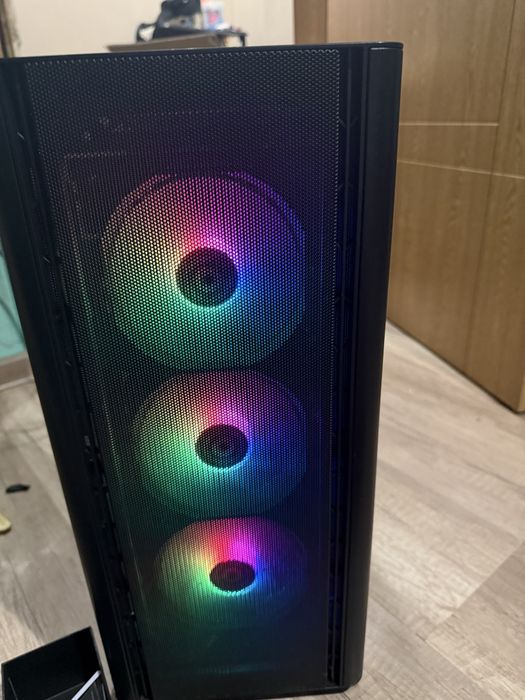 Геймърски компютър Ryzen 5 5600x / RTX 3060 Ti / 16GB RAM / 500GB SSD
