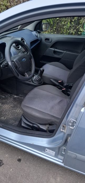Ford Fiesta 1,3 benzina , an 2006 ,