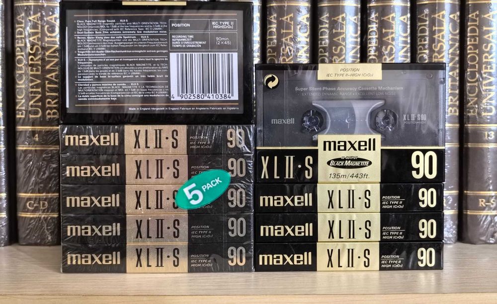 Casete audio Maxell chrome, Type II sigilate.