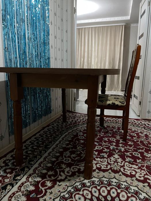 Продам стол для кухни