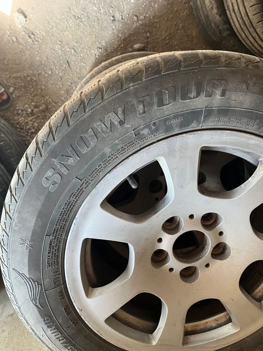 Диски с балоном зимний продается срочноо