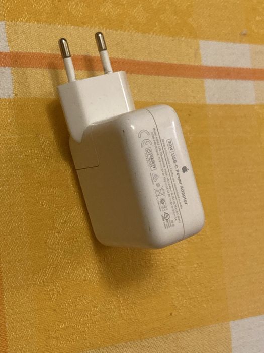 Apple A1882 30w . Incarcator macbook usb c. Adapter macbook 30w
