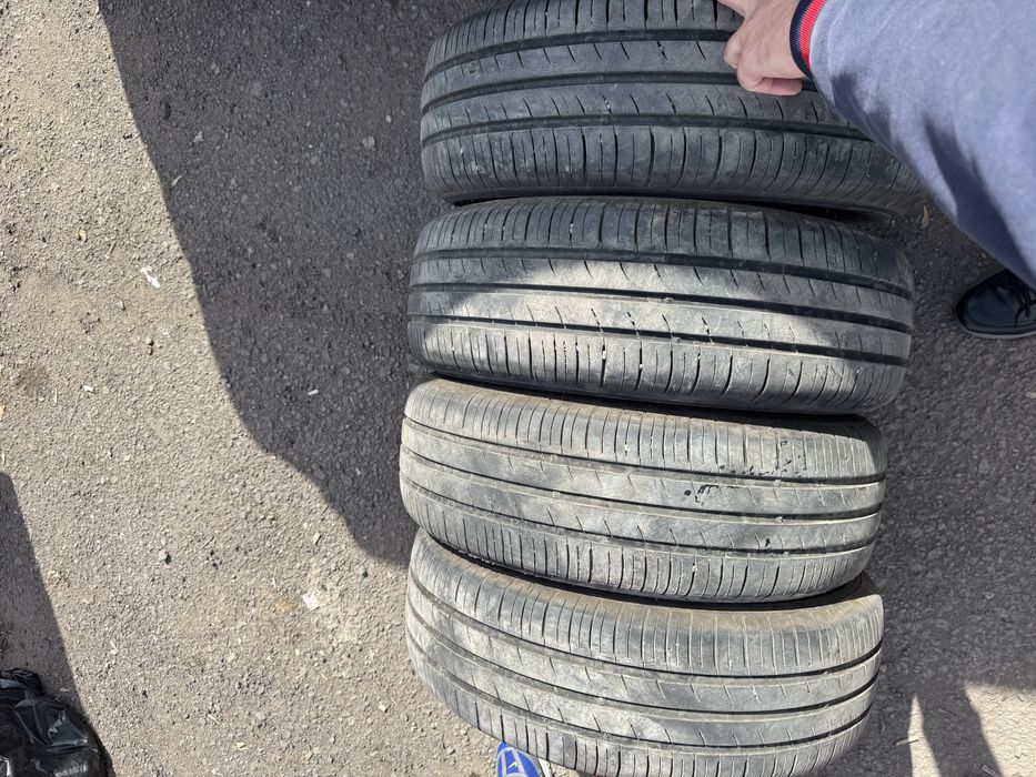 Продам шины летние комплект
