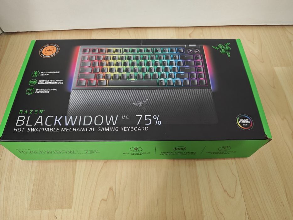 Razer BlackWidow V4 75% - Leobog  Graywood V4 суичове