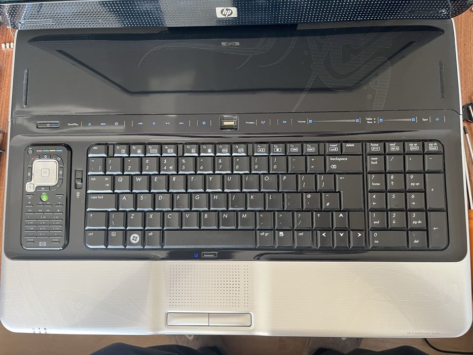 HP HDX9000 Dragon - 20.1”, T7500, 4GB, ATi, 128+250GB