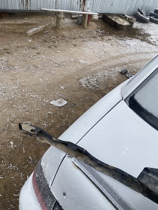 BMW Е34 передный решетка