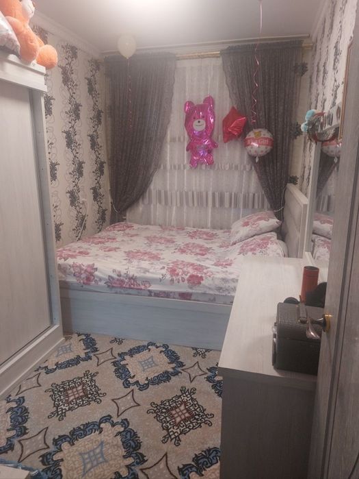 Olmoliq shahar maskovskiy kochasi 16 dom 3xonadon sotiladi kelishiladi