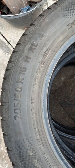 De vinzare cauciucuri