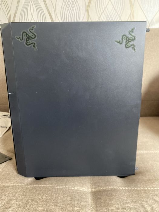 Компьютер в разобраном виде