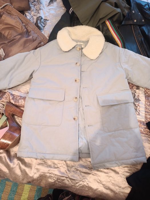 Продам детское пальто на весну ,осень