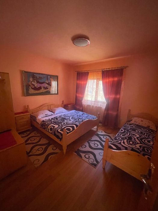 Peniunea Lazar (Disponibila de revelion)