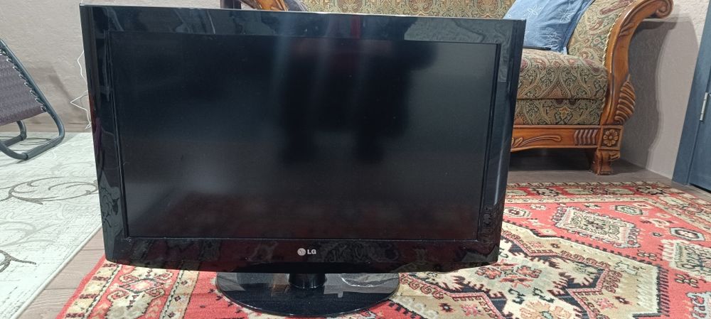 Телевизор  lg оригинал