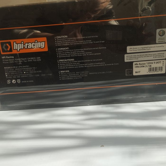 Автомобилни (die cast & resin)модели в мащаб 1/18